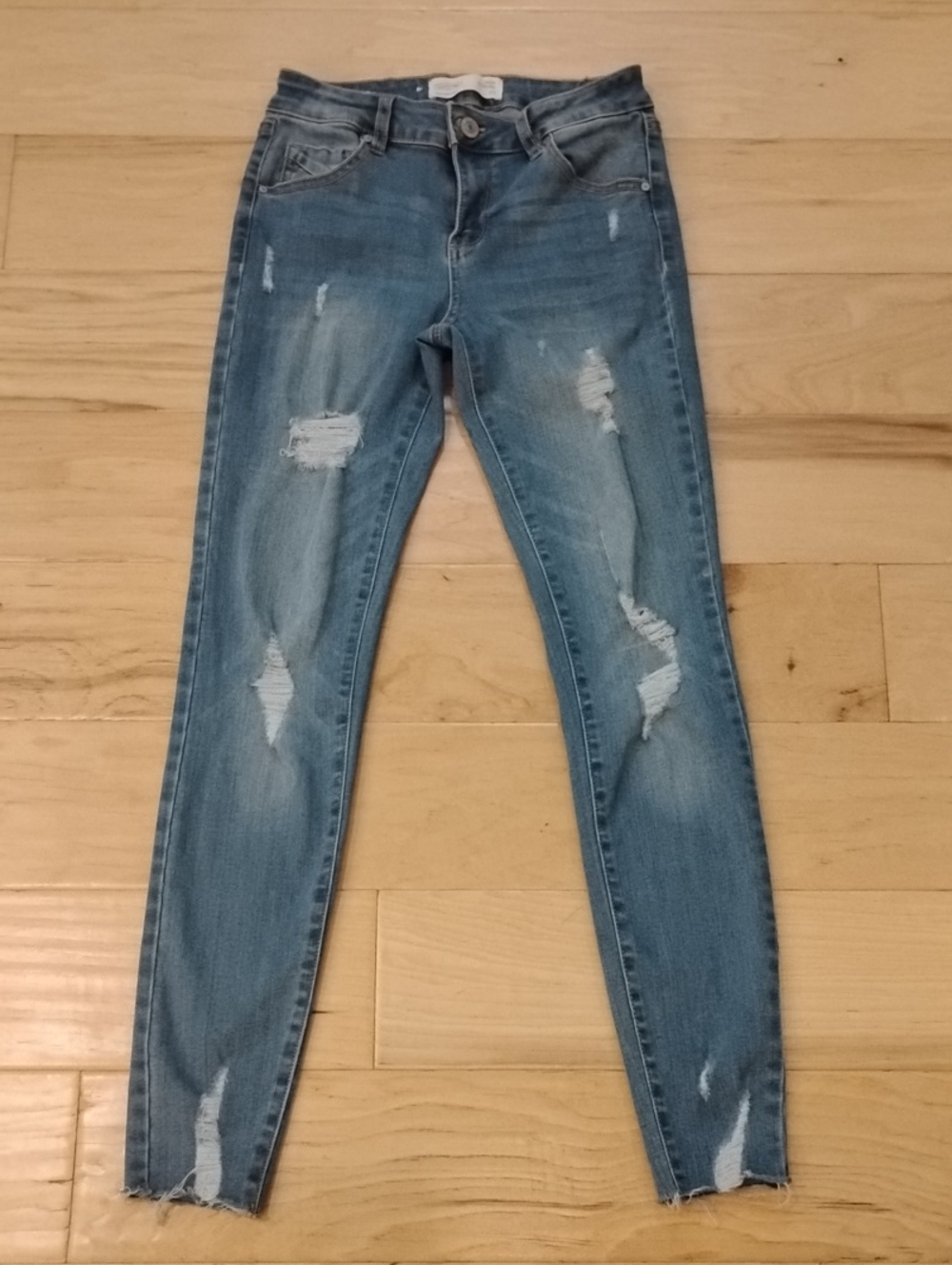 Ardene Light Blue Ripped Skinny Jeans - Picture 1 of 6